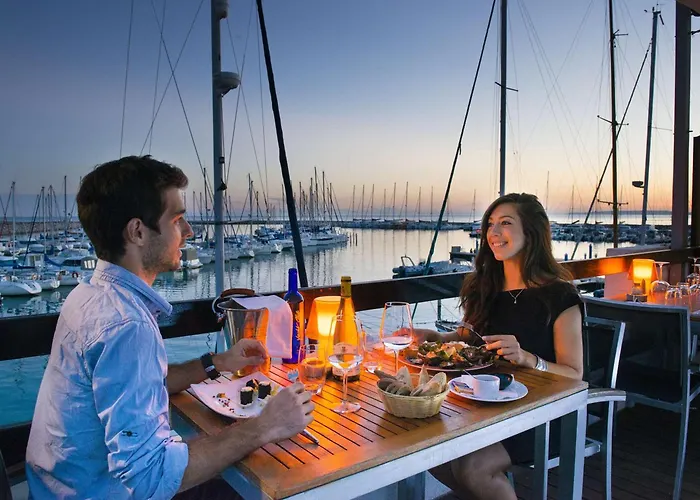 Moderne Proche Et Commerces Avec Parking Prive - Fr-1-328-226 Apartmán